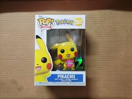 Pikachu Funko #553 Flocked