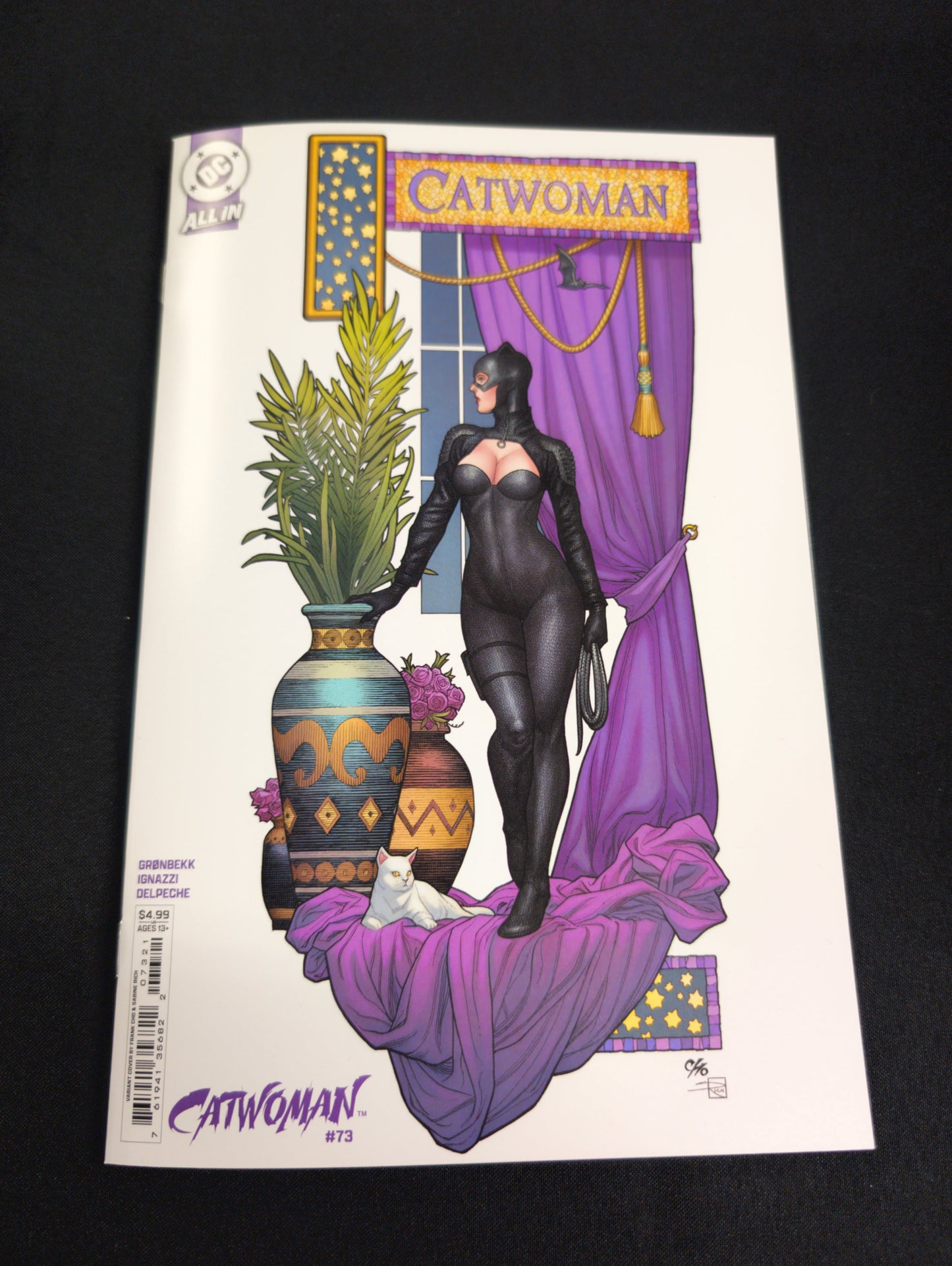 Catwoman #73 Sabine Rich Variant