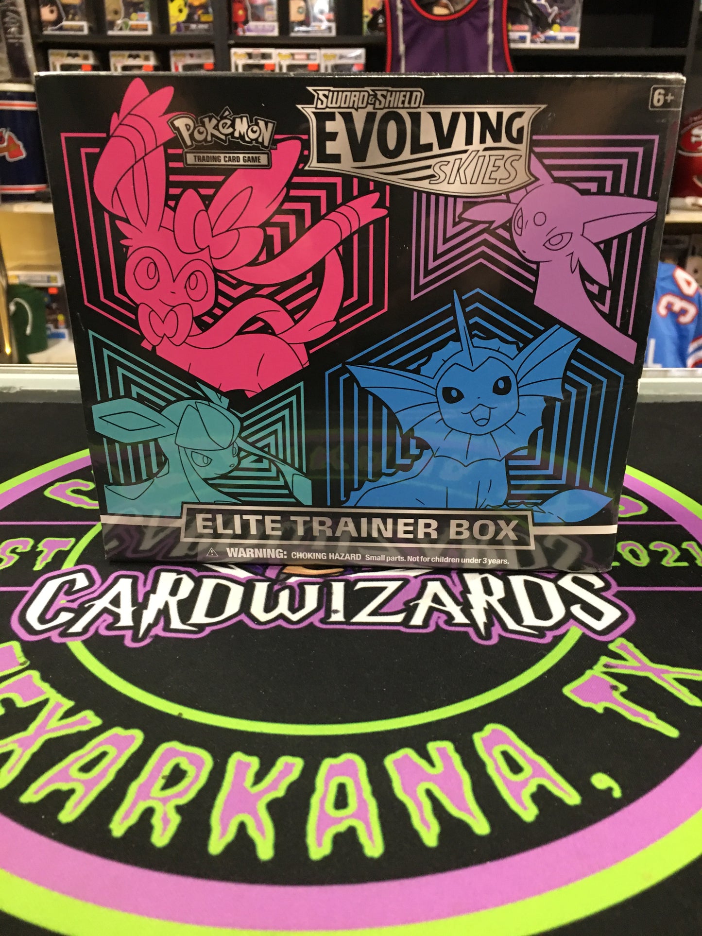 Evolving Skies Elite Trainer Box Sylveon Glaceon Espeon Vaporeon Box