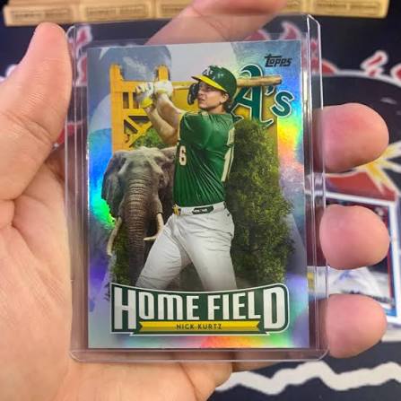 Nick Kurtz 2026 Topps Home Field Advantage