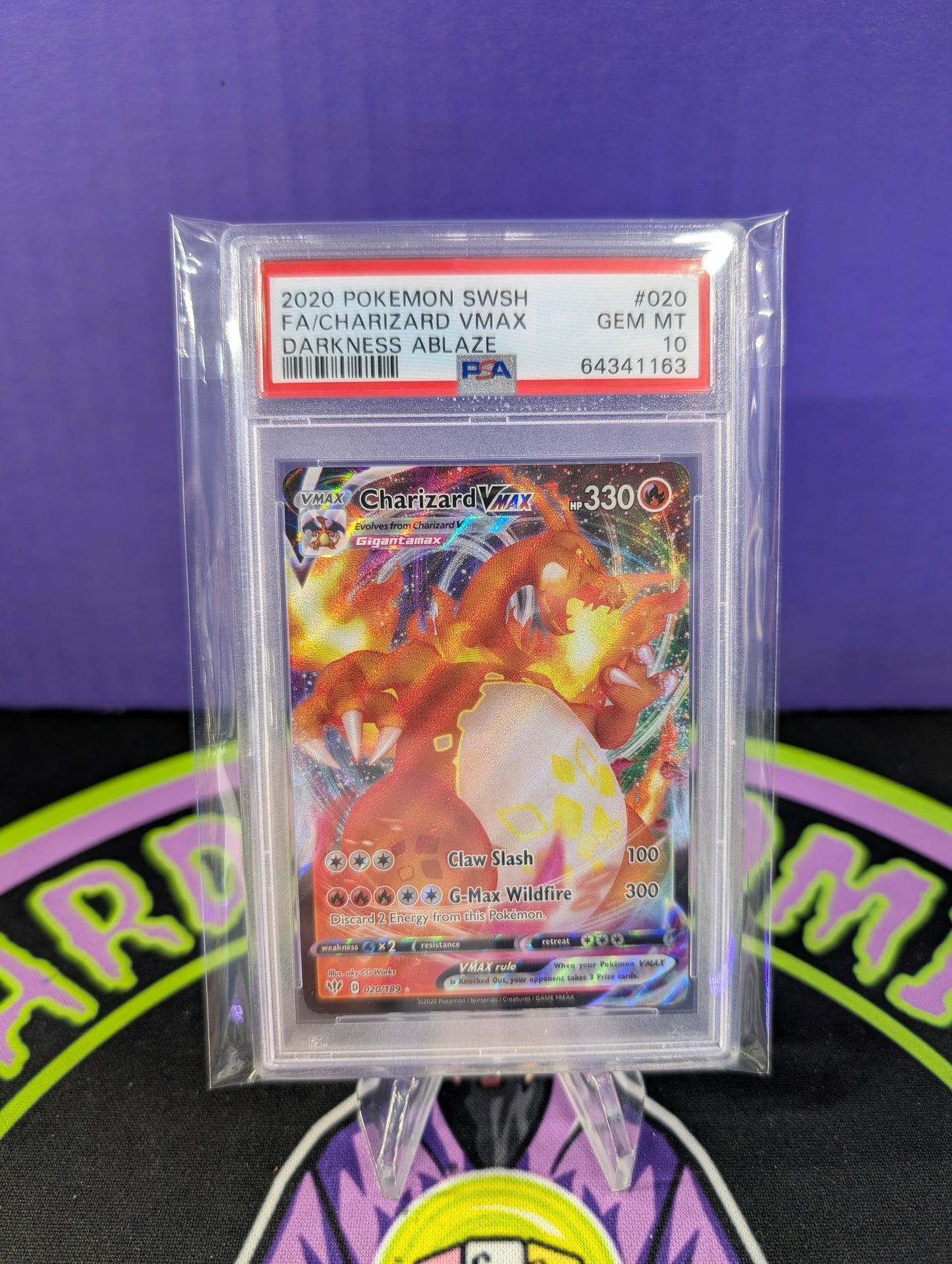 Charizard VMAX Darkness Ablaze PSA 10