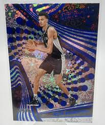 Victor Wembanyama RC Revolution #104 Winter Variation